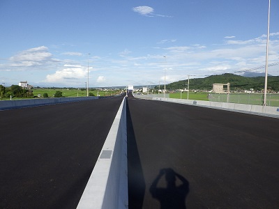 令和5年7月竣工 道路